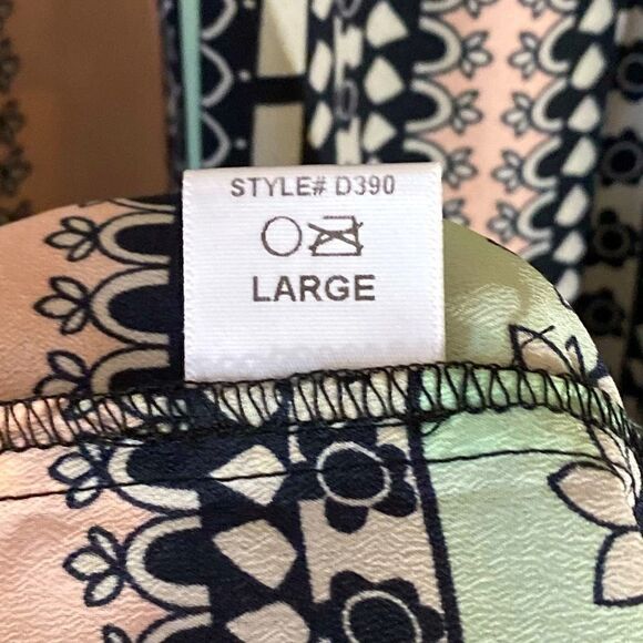 Glam Geometric Tunic Blouse Polyester Large - Picture 6 of 8